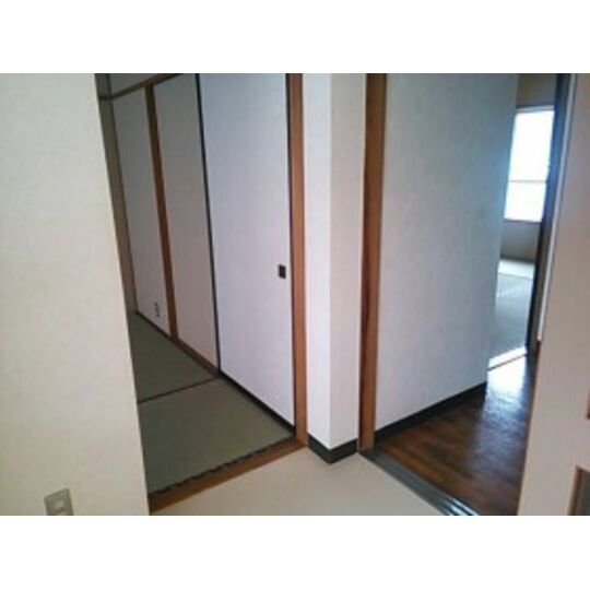 朝日町内 アパート