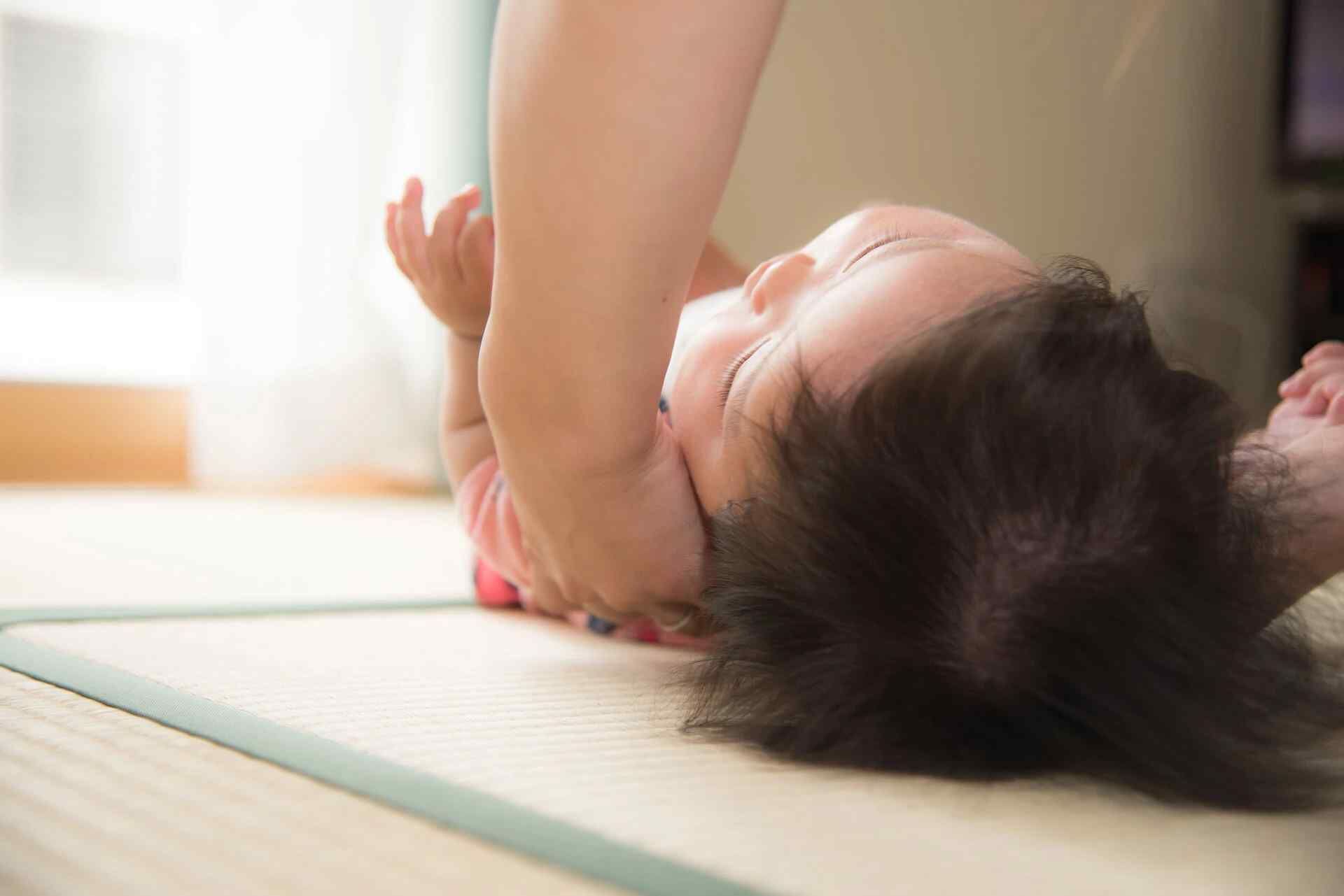 ごろ寝が出来る足に優しく肌触りが心地良い空間